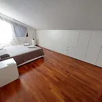Casa Di Vika Appartement Volta Barozzo