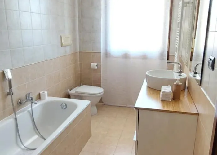 Casa Di Vika Lägenhet Volta Barozzo