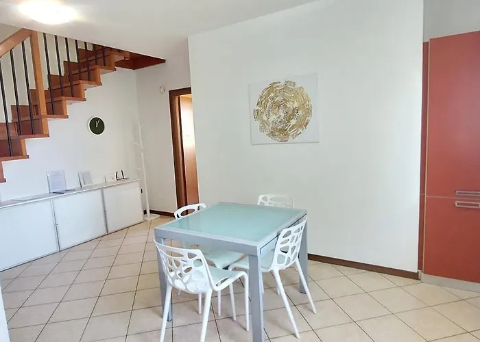 Casa Di Vika Apartment *